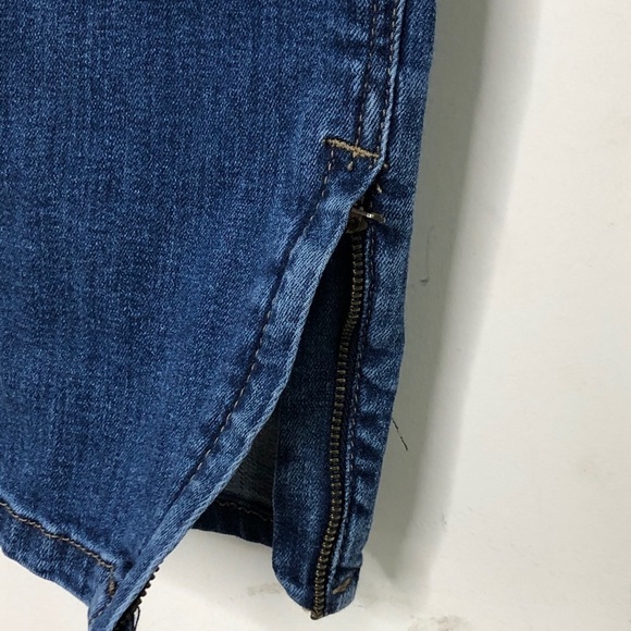 PISTOLA distressed skinny jeans - Picture 7 of 10